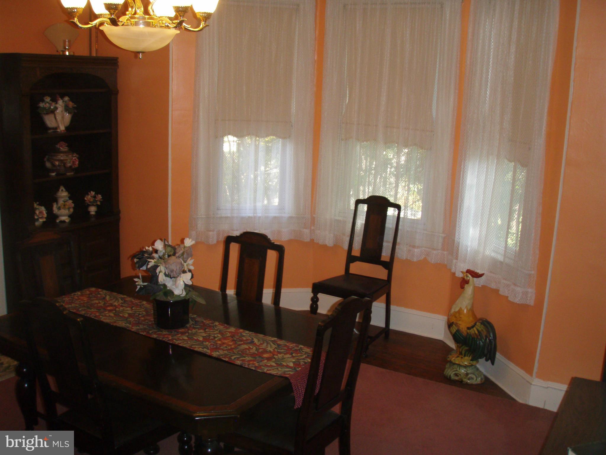 630 Orpington Road Baltimore, MD 21229 - Photo 12 of 24 Dining Room