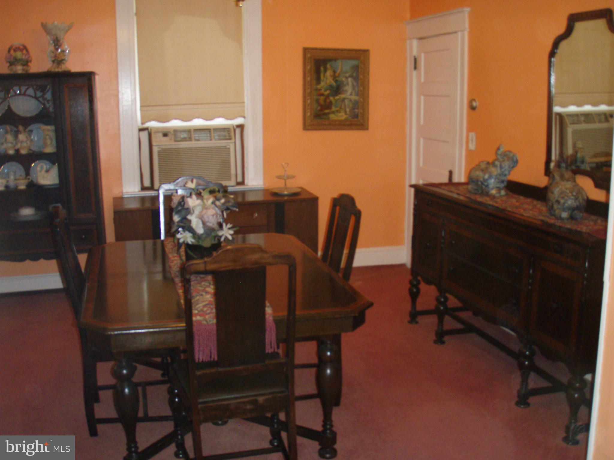 630 Orpington Road Baltimore, MD 21229 - Photo 4 of 24 Dining Room