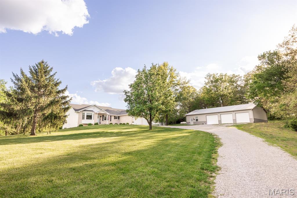 2912 Rentchler Road Belleville, IL 62221 - Photo 3 of 7