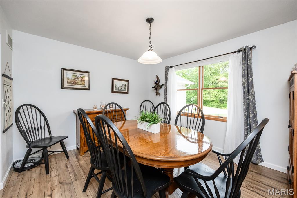 2912 Rentchler Road Belleville, IL 62221 - Photo 8 of 54 Gallery Image 8