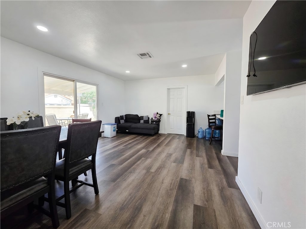 3665 Ross Street Riverside, CA 92503 - Photo 7 of 17