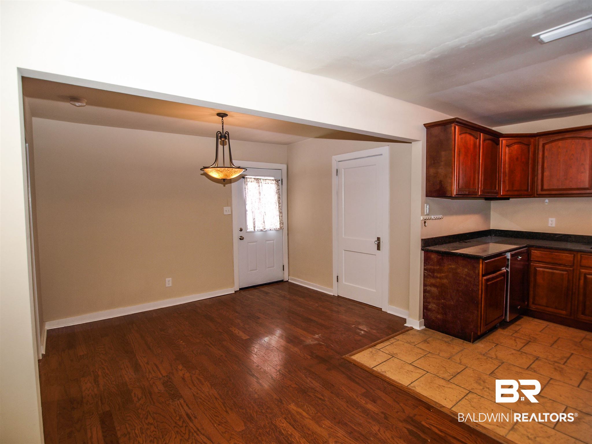 18 Kirby Street Mobile, AL 36607 - Photo 12 of 16