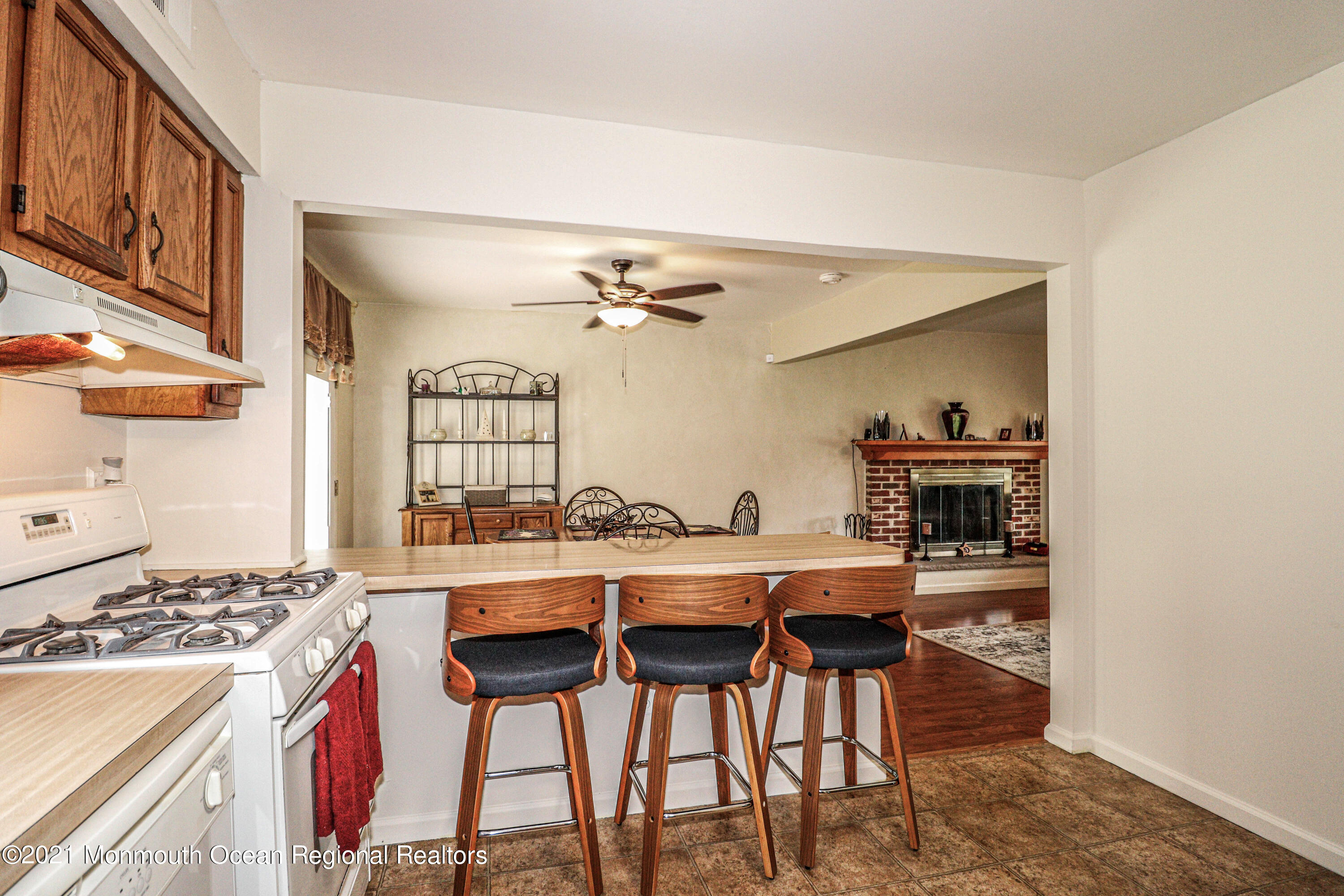 406 Leesville Road Jackson, NJ 08527 - Photo 16 of 35 Kitchen 4