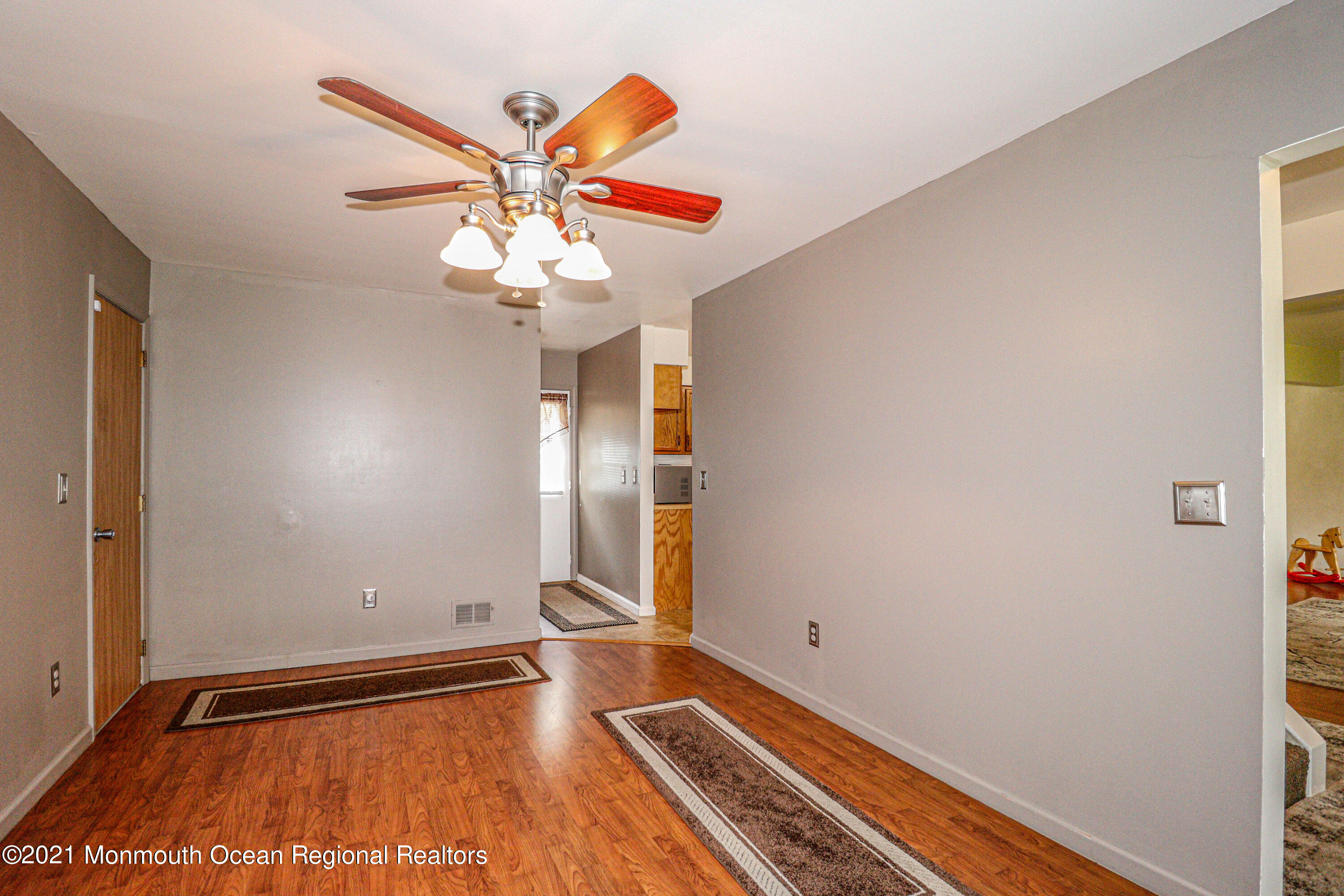 406 Leesville Road Jackson, NJ 08527 - Photo 19 of 35 Family Room 2