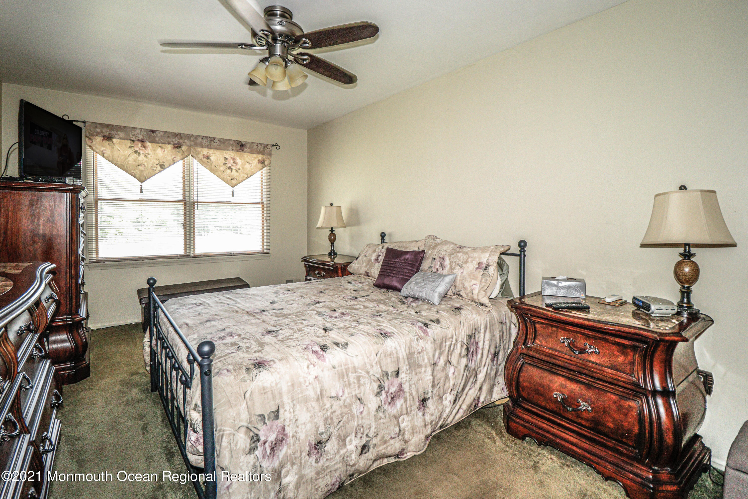 406 Leesville Road Jackson, NJ 08527 - Photo 22 of 35 Master Bedroom 1