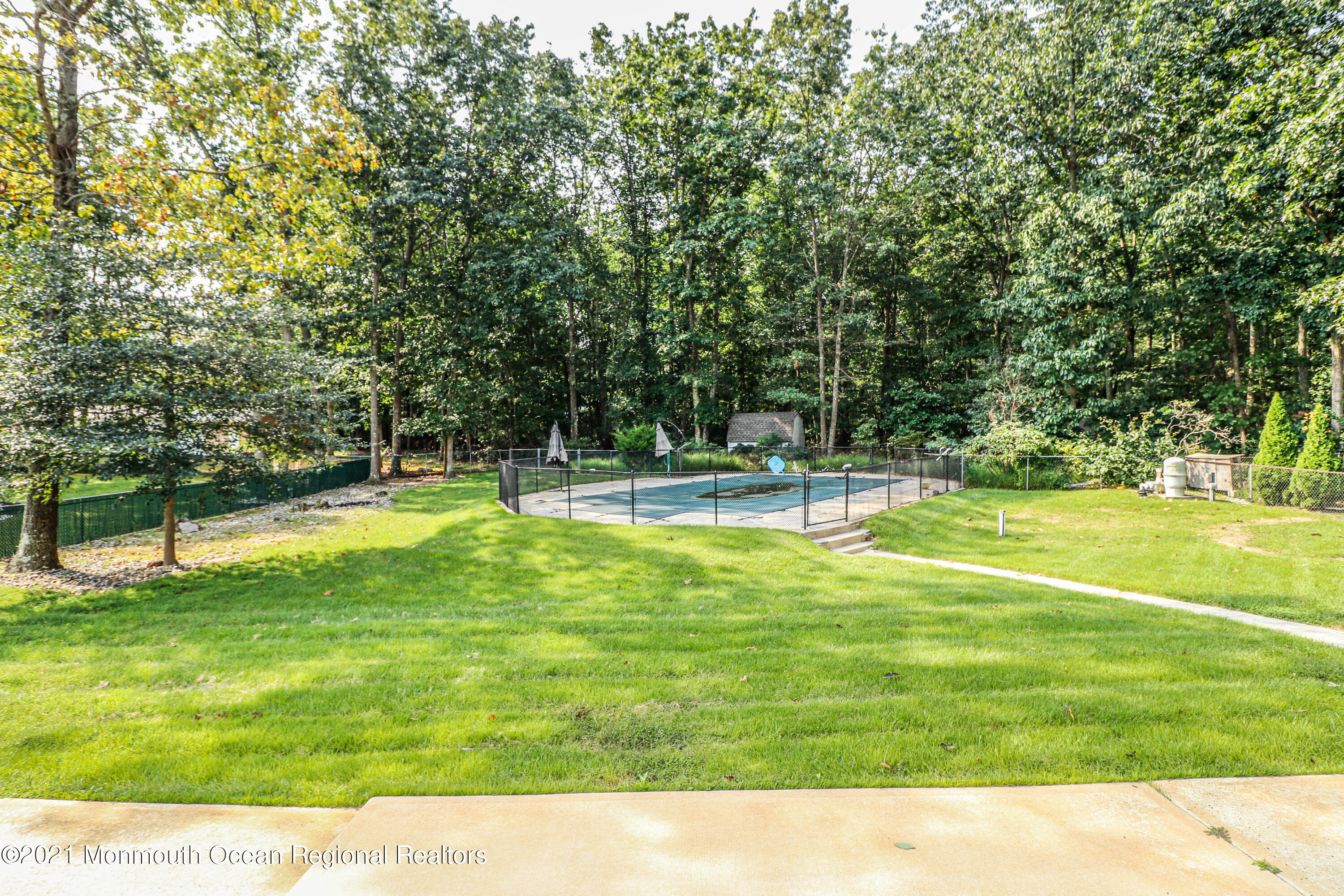 406 Leesville Road Jackson, NJ 08527 - Photo 32 of 35 yard 1