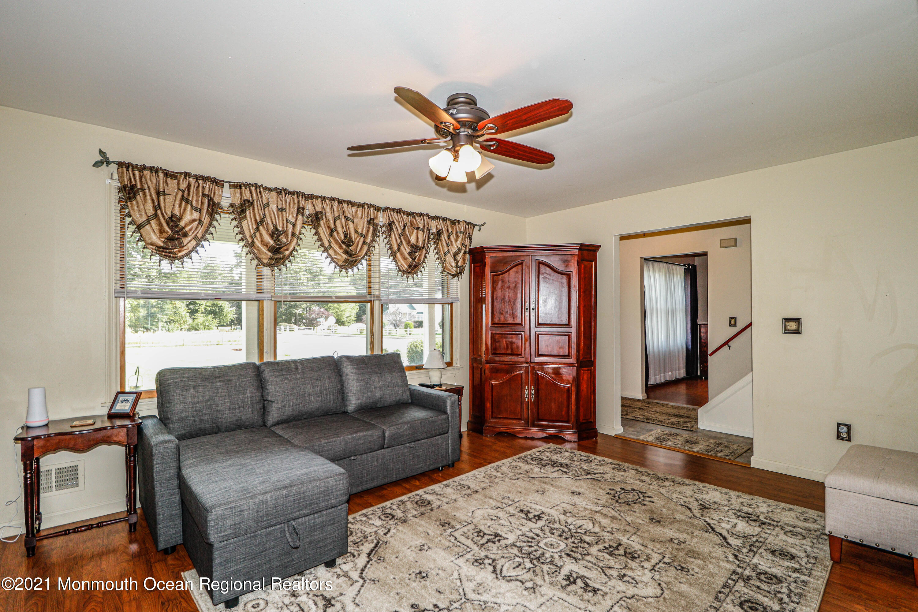 406 Leesville Road Jackson, NJ 08527 - Photo 10 of 35 Living Room 2