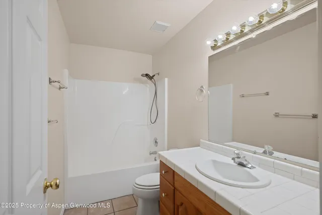 $868,000 | 634 East First Street, New Castle, CO 81647