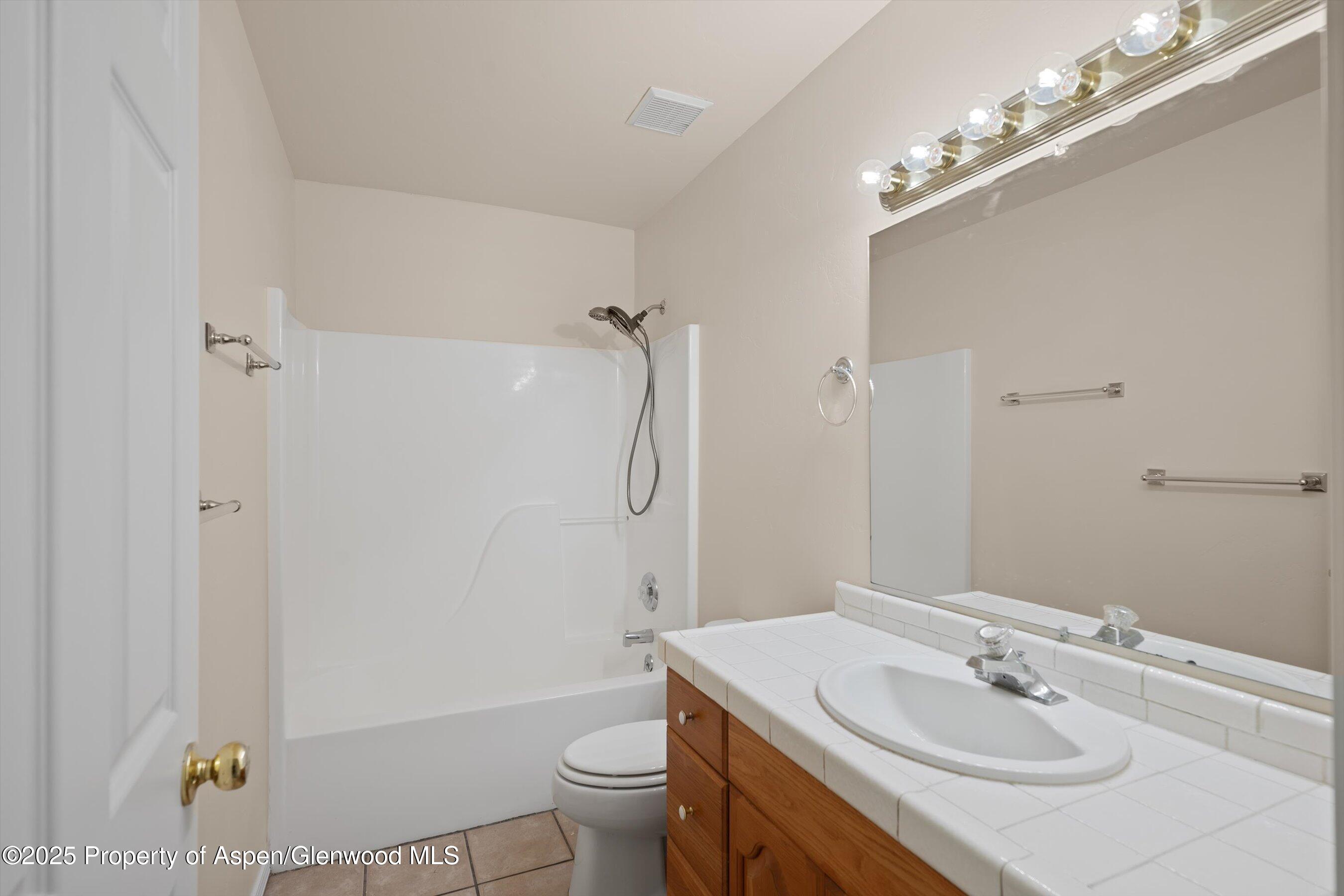 634 East First Street New Castle, CO 81647 - Photo 28 of 46 29-634EFirstSt_25102329