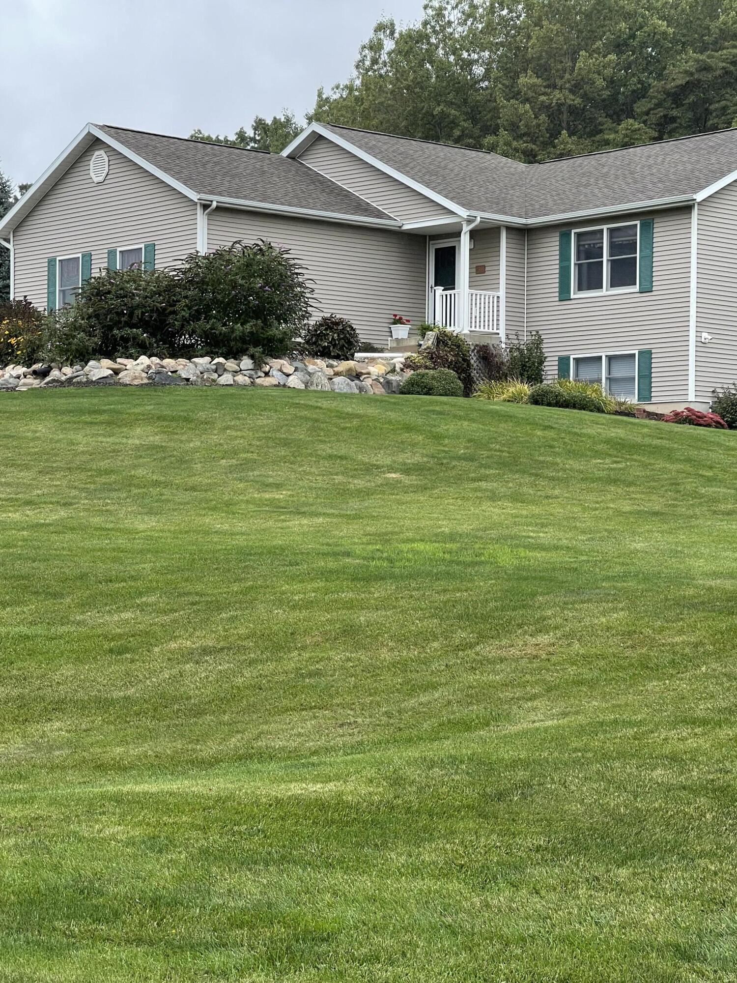8369 Prairie View Lane Alto, MI 49302 - Photo 1 of 30 IMG_2945_1