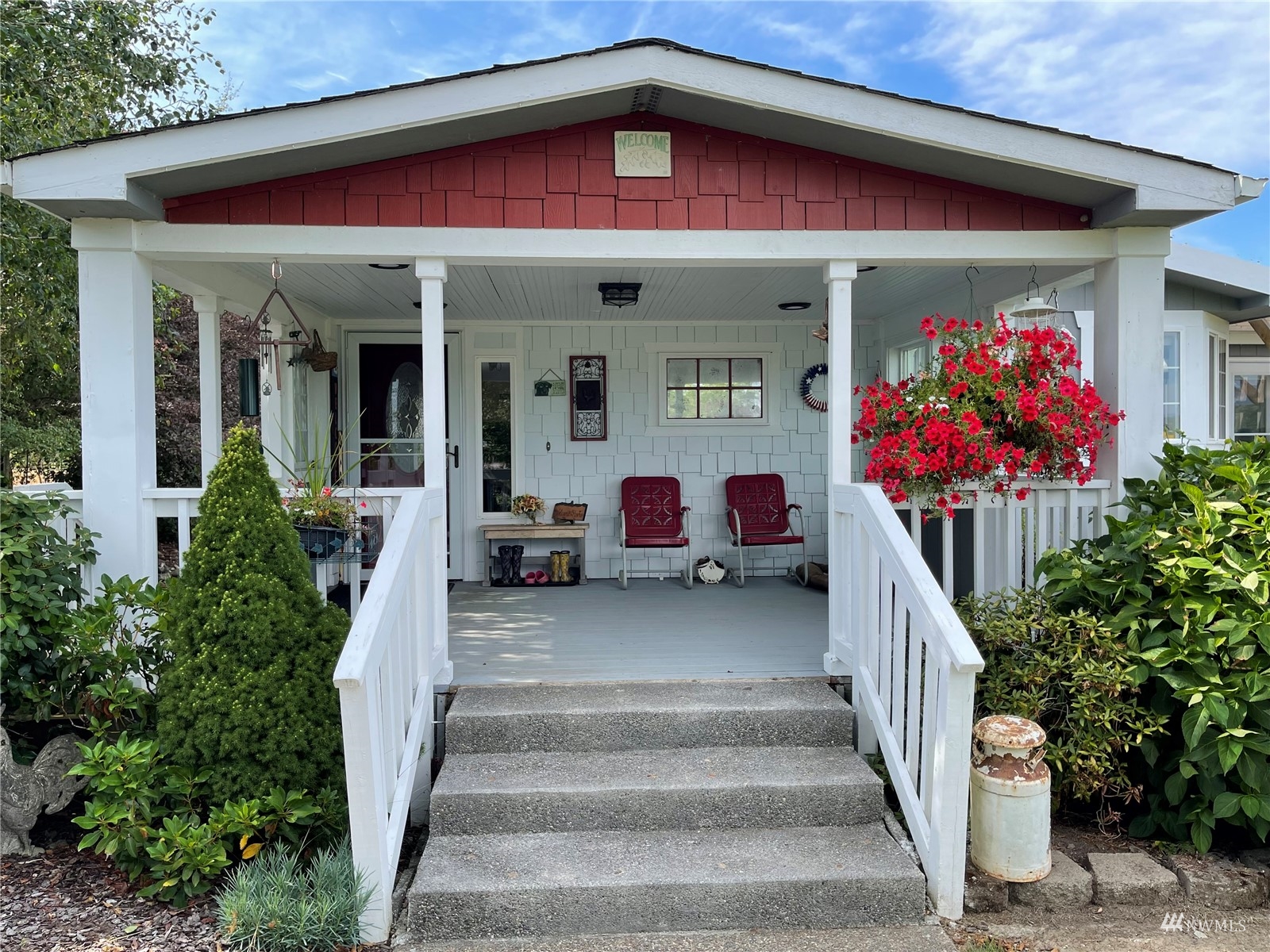 341 South Bank Road Elma, WA 98541 - Photo 4 of 40 Gallery Image 4
