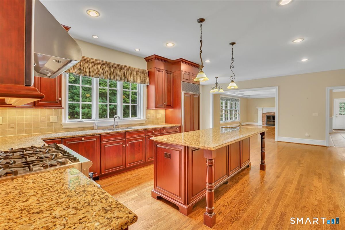 24 Red Fox Run Canton, CT 06019 - Photo 7 of 40 Great work surfaces