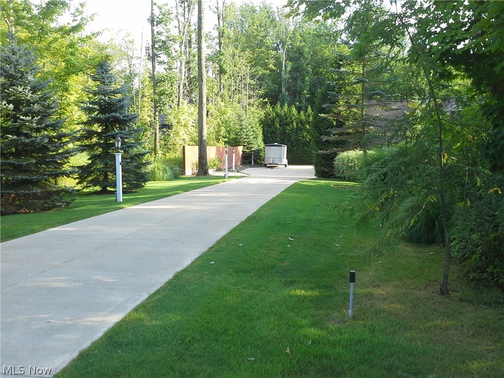 12141 Hotchkiss Road Burton, OH 44021 - Photo 32 of 34 Gallery Image 32