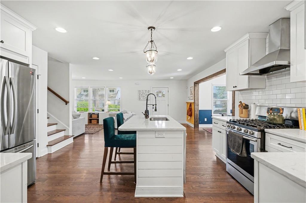 2435 Crestview Avenue Decatur, GA 30032 - Photo 11 of 32