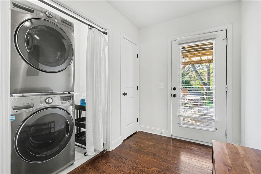 2435 Crestview Avenue Decatur, GA 30032 - Photo 14 of 32