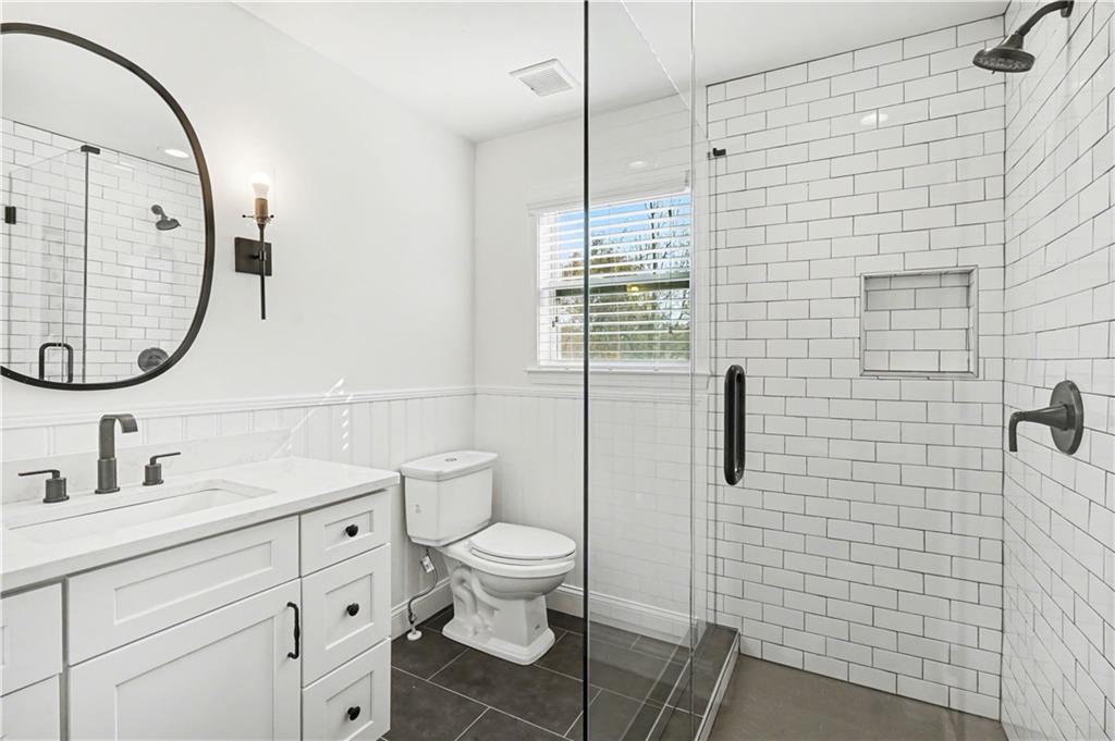 2435 Crestview Avenue Decatur, GA 30032 - Photo 22 of 32