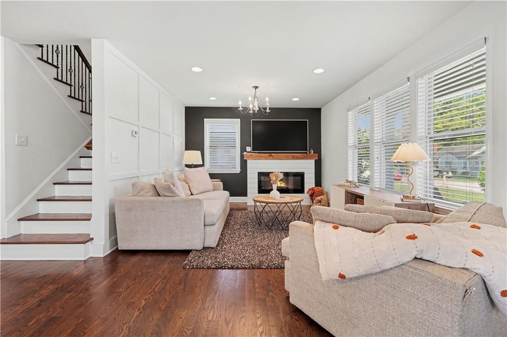 2435 Crestview Avenue Decatur, GA 30032 - Photo 9 of 32