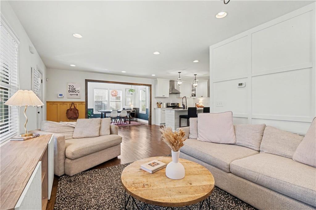 2435 Crestview Avenue Decatur, GA 30032 - Photo 10 of 32