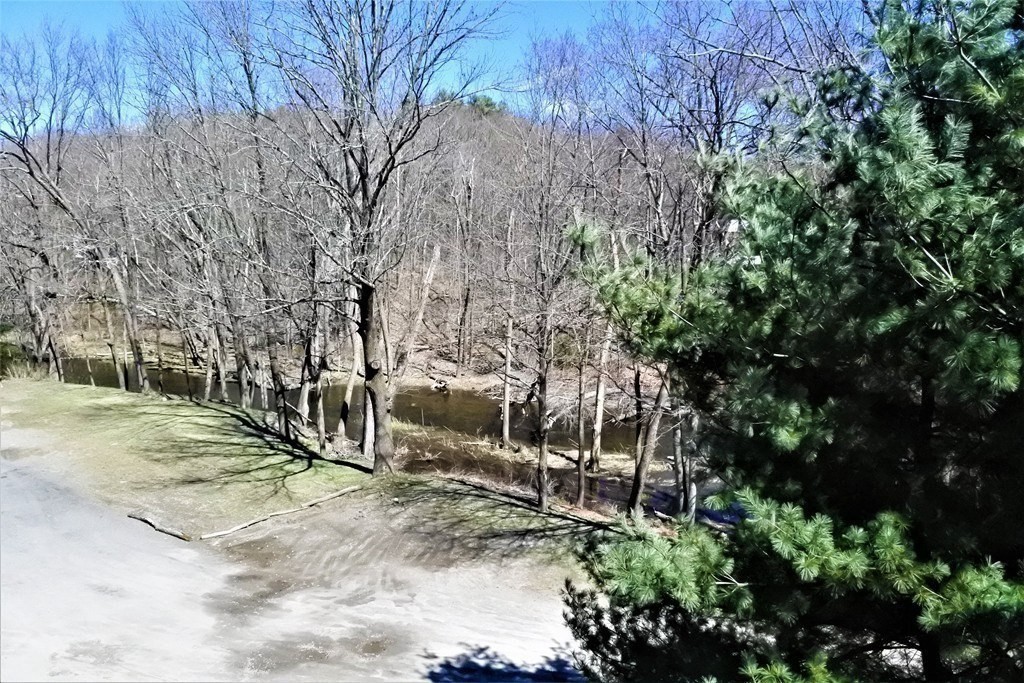 524 Water Street, Unit 2 Clinton, MA 01510 - Photo 20 of 20 Gallery Image 20
