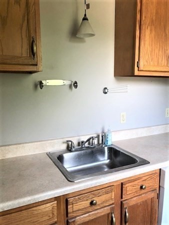 524 Water Street, Unit 2 Clinton, MA 01510 - Photo 8 of 20 Gallery Image 8