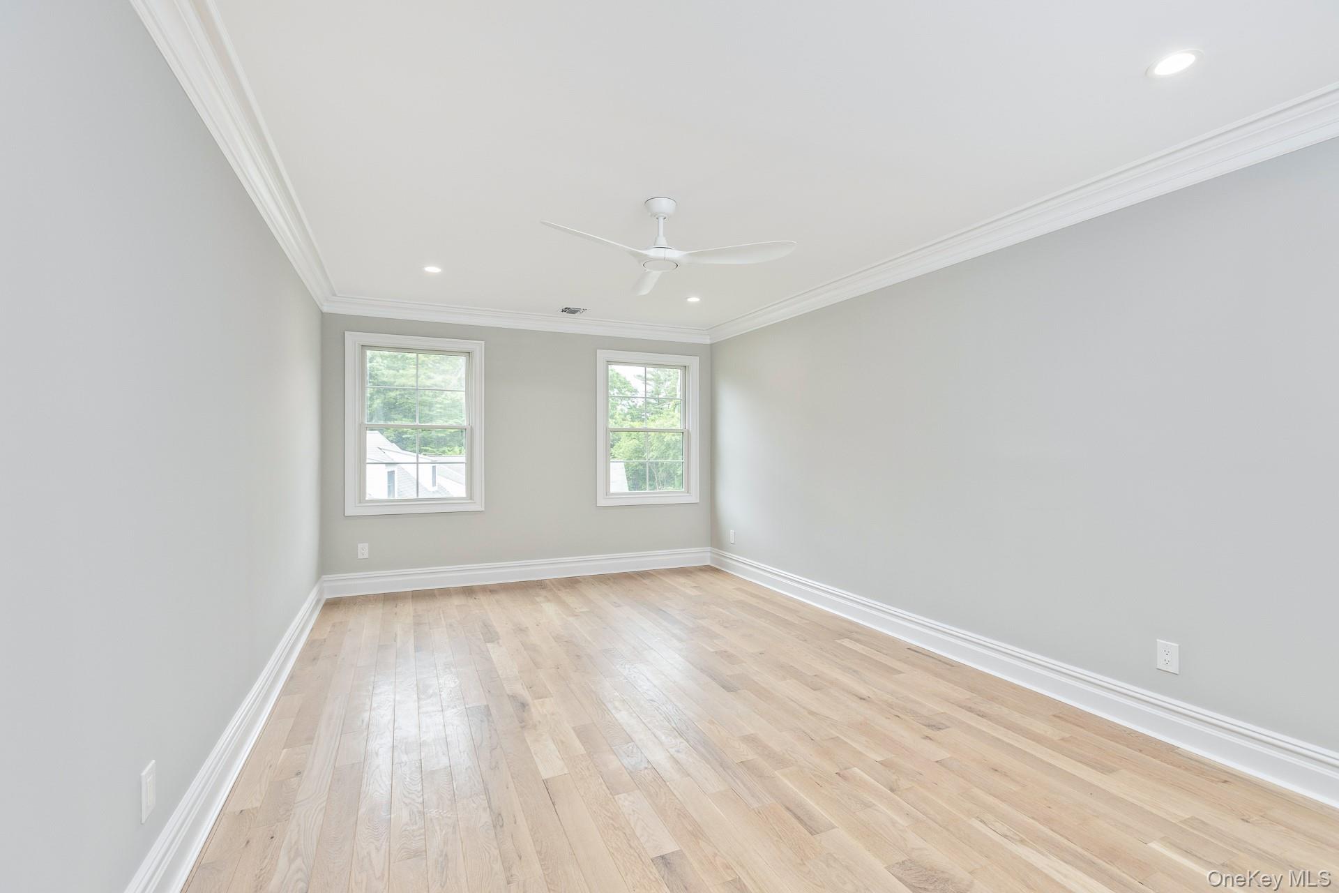 223 Town Line Road Commack, NY 11731 - Photo 19 of 36