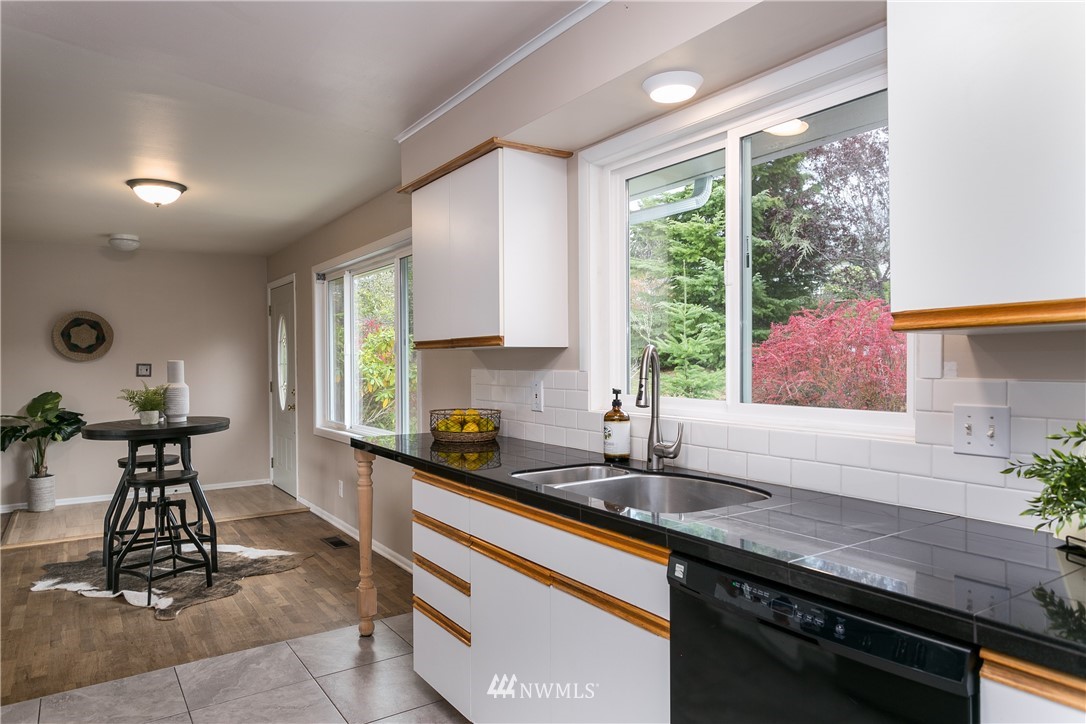 2301 View Ridge Drive Bellingham, WA 98229 - Photo 14 of 23 Gallery Image 14