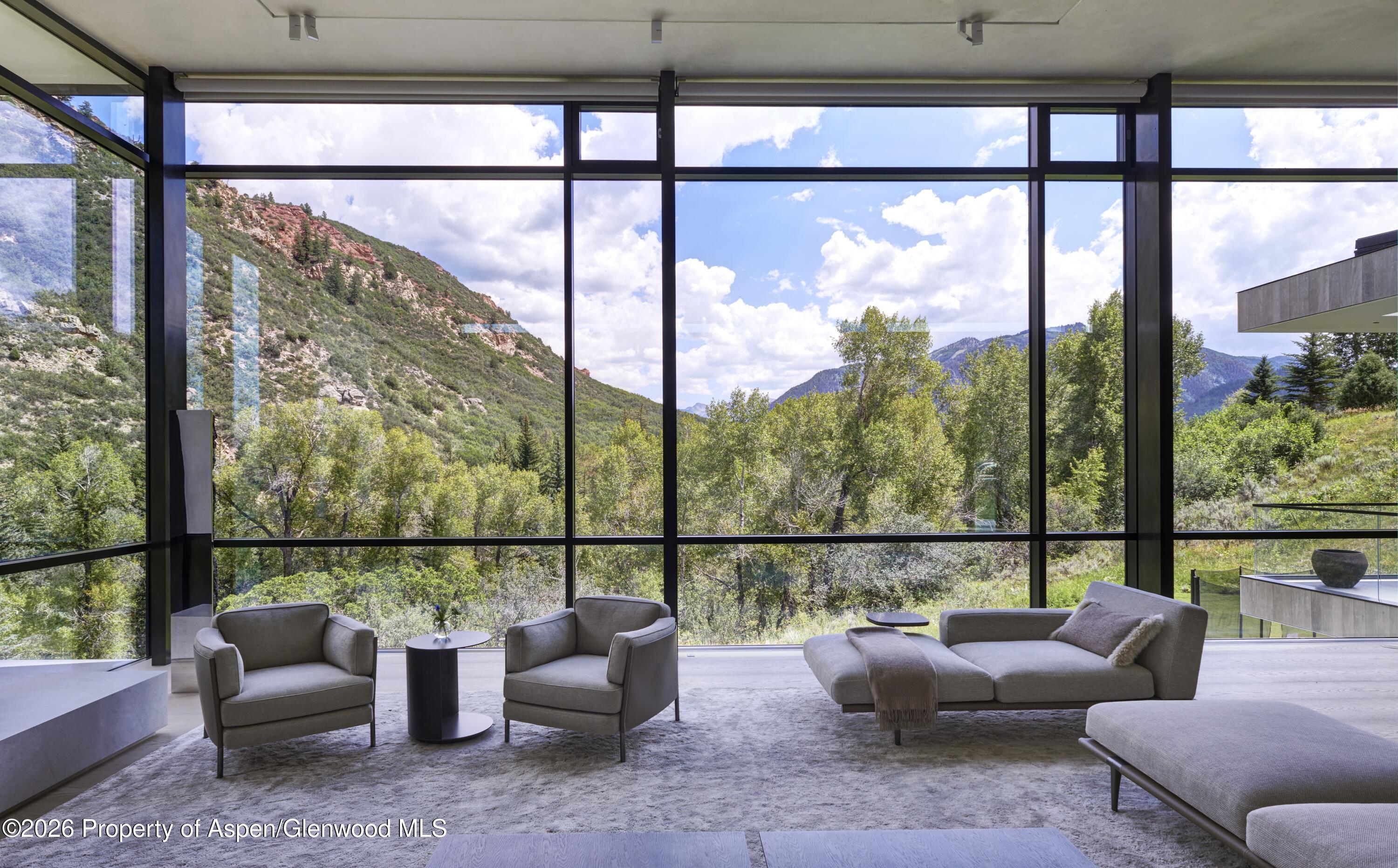 110 Coach Road Aspen, CO 81611 - Photo 3 of 30 SPB_US_Mountain_Villa_Aspen_RP_223-047 c