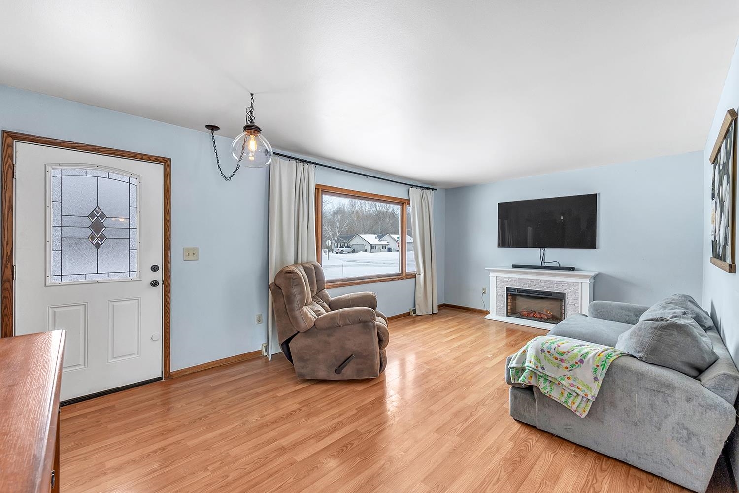 306 North 2nd Street Bonduel, WI 54107 - Photo 4 of 18