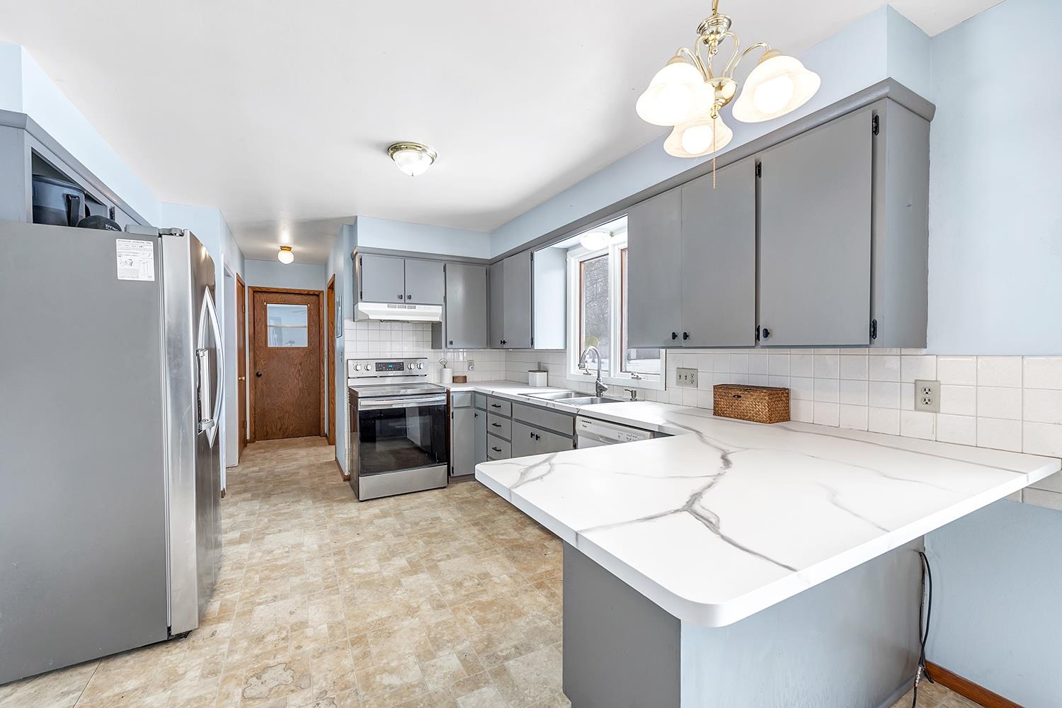 306 North 2nd Street Bonduel, WI 54107 - Photo 7 of 18