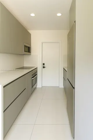 $1,100,000 | 621 Southwest 33rd Avenue, Miami, FL 33135