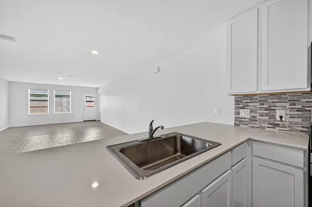 $2,200 | 6818 Eastern Cottonwood Lane, Katy, TX 77493