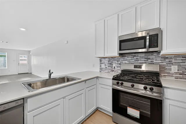 $2,200 | 6818 Eastern Cottonwood Lane, Katy, TX 77493