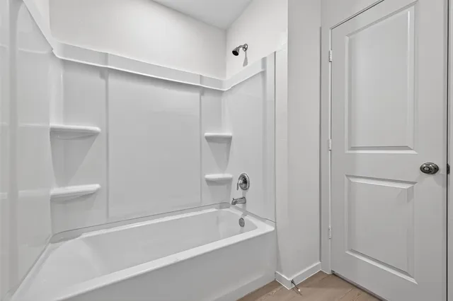 $2,200 | 6818 Eastern Cottonwood Lane, Katy, TX 77493