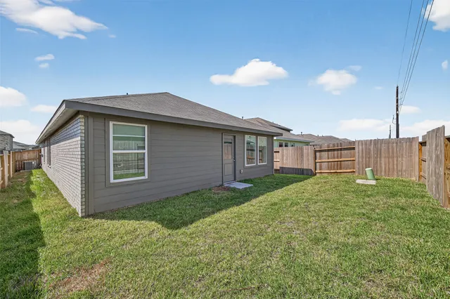 $2,200 | 6818 Eastern Cottonwood Lane, Katy, TX 77493