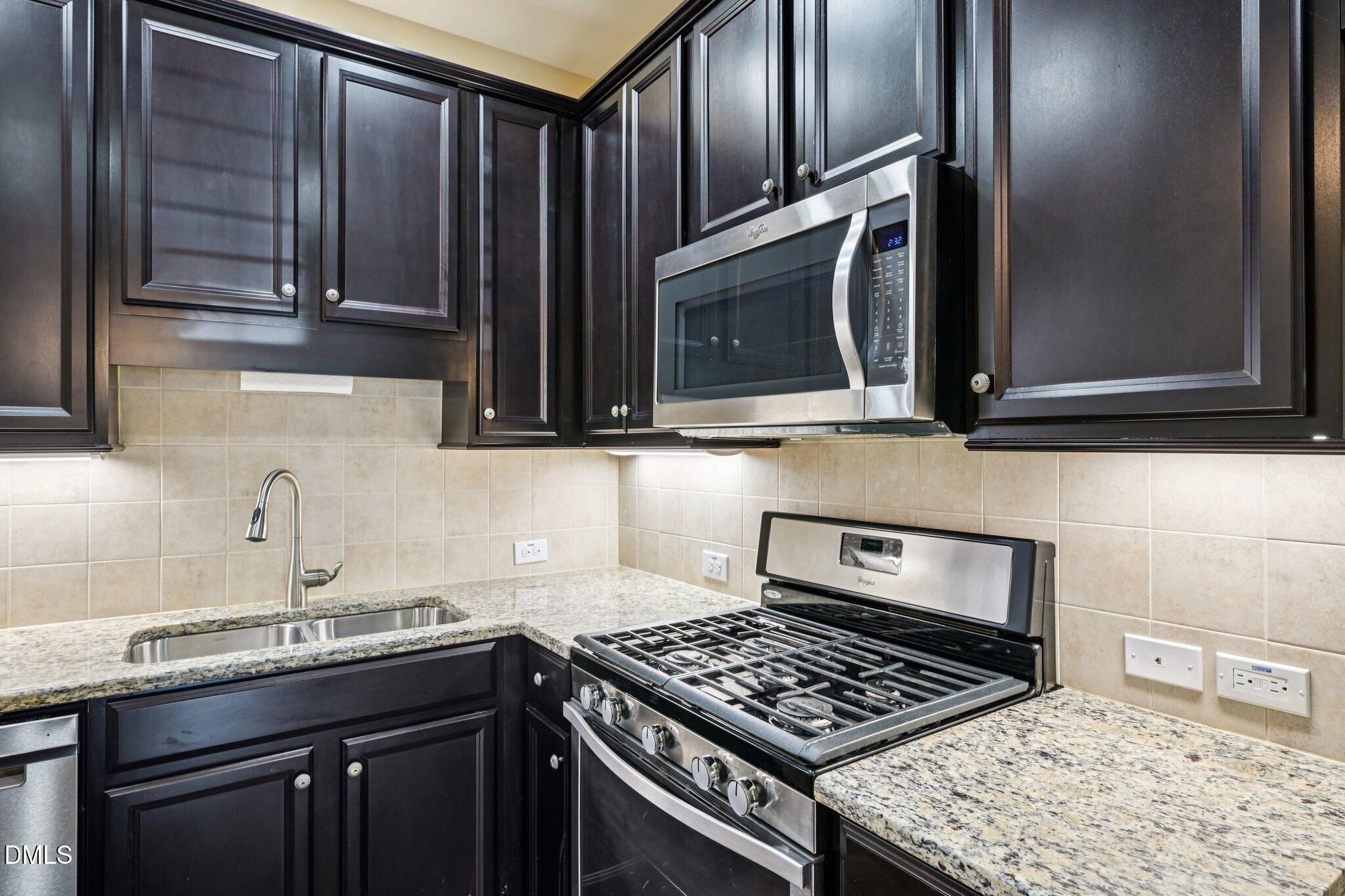 694 Wickham Ridge Road Apex, NC 27539 - Photo 16 of 53 19-web-or-mls-Wickham Rdg-S0702-015