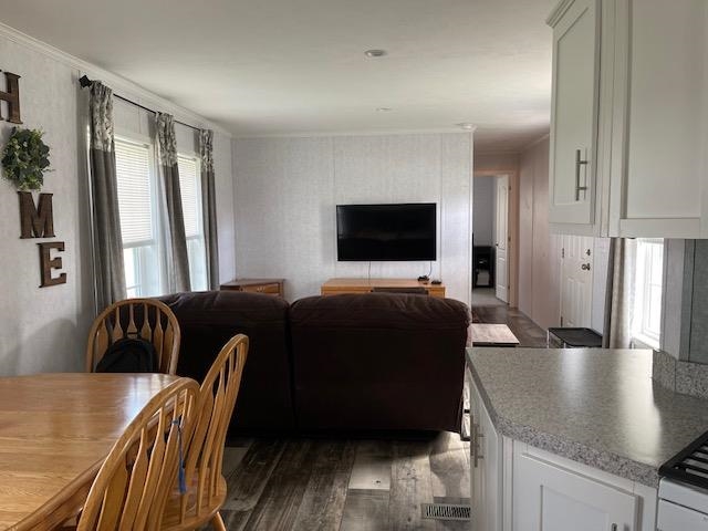 47 Hazel Drive Concord, NH 03301 - Photo 15 of 30