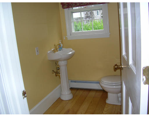 21 Flume Road Gloucester, MA 01930 - Photo 7 of 14 Gallery Image 7
