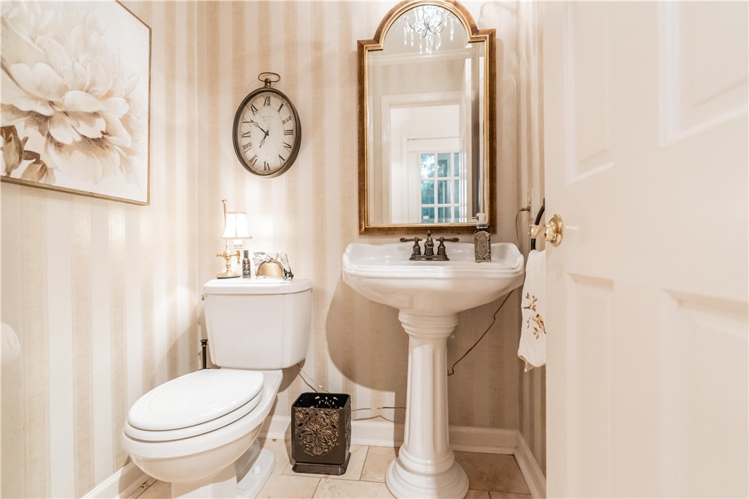 2 Cambric Circle Perinton, NY 14534 - Photo 19 of 50