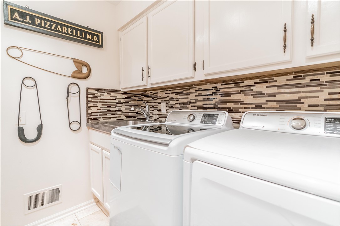 2 Cambric Circle Perinton, NY 14534 - Photo 20 of 50