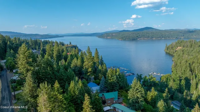 $345,000 | 20943 South Cave Bay Road, Worley, ID 83876