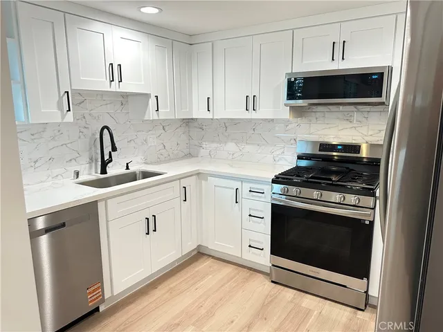 $3,600 | 7317 Darby Place, Reseda, CA 91335