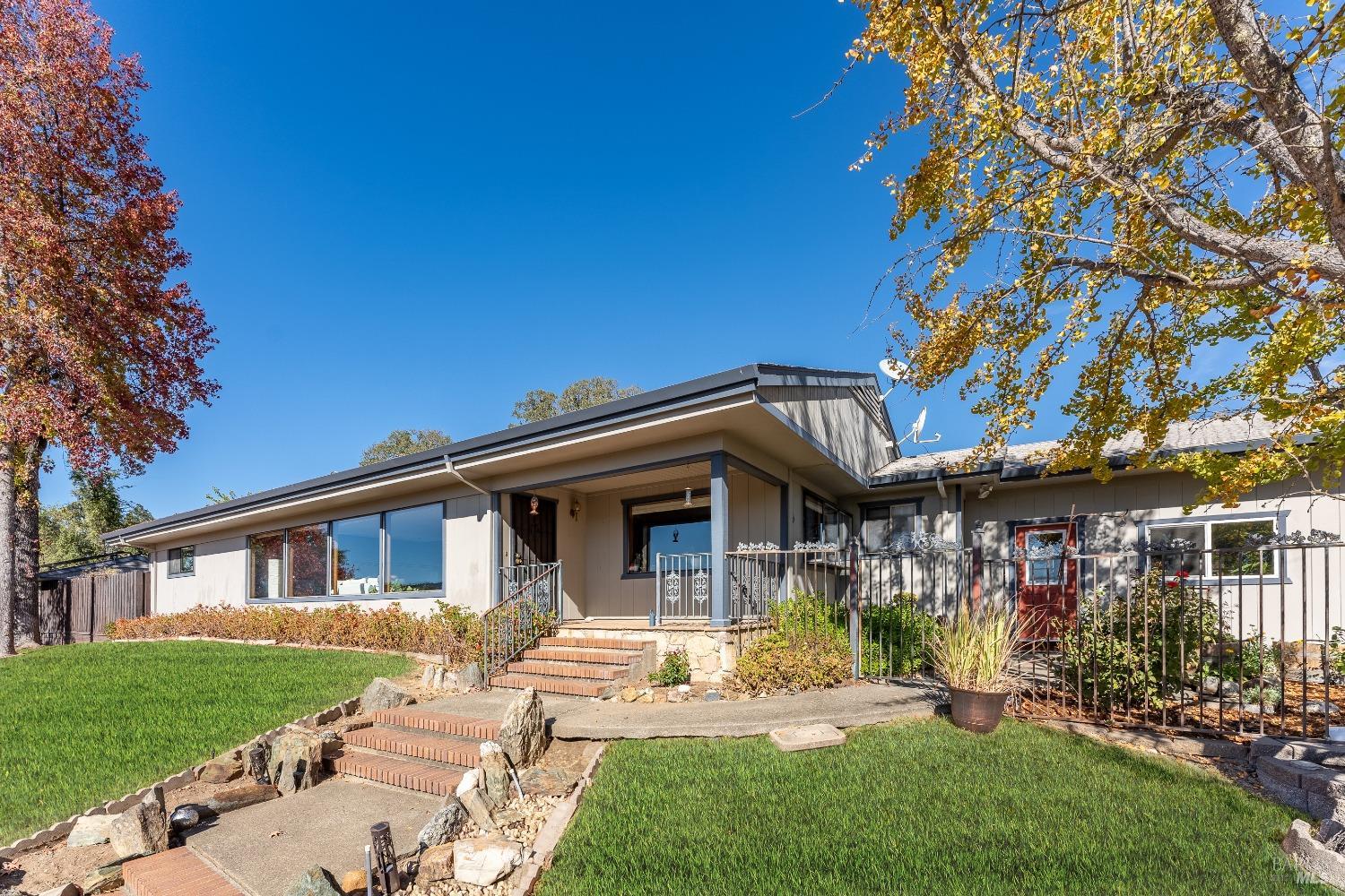 1800 Ridge Road Ukiah, CA 95482 - Photo 1 of 1 Grass has been virtually added.