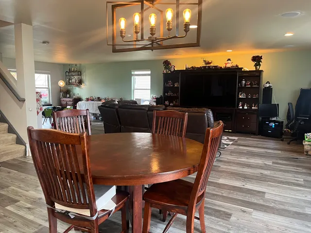 $429,900 | 806 Treesdale Way, Joliet, IL 60431