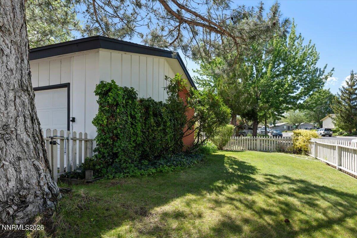 2750 Gellert Drive Reno, NV 89503 - Photo 4 of 31 04-2750 Gellert Drive Reno NV 89503 (4 o