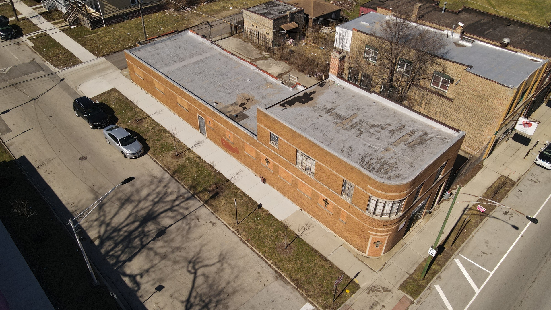 7326 South Racine Avenue Chicago, IL 60636 - Photo 4 of 4 an aerial view of a balcony