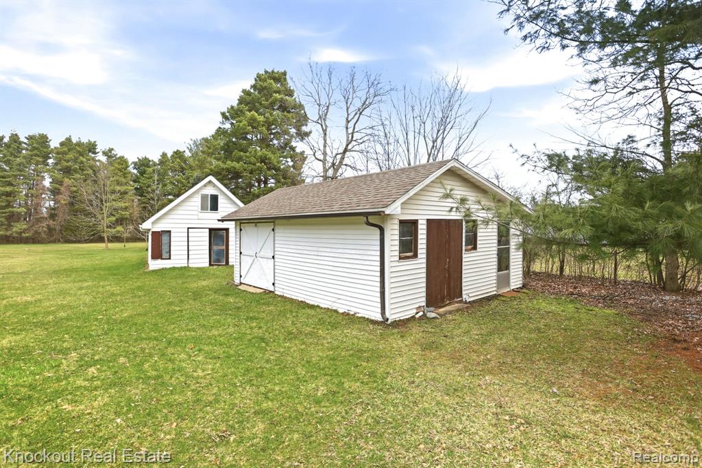 9239 Lange Road Birch Run, MI 48415 - Photo 59 of 75