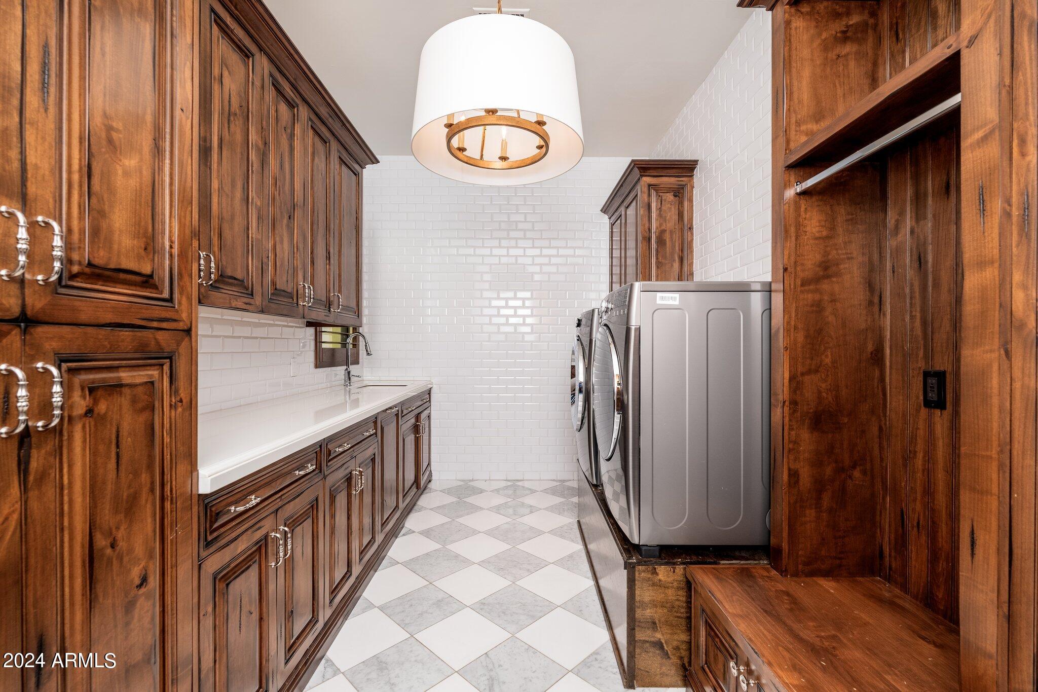 6630 East Stallion Road Paradise Valley, AZ 85253 - Photo 80 of 130 6630 E Stallion Rd - 76