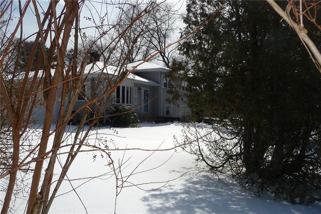 190 Spring Grove Avenue Warwick, RI 02889 - Photo 11 of 39 Gallery Image 11
