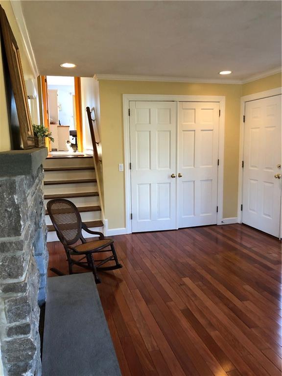 190 Spring Grove Avenue Warwick, RI 02889 - Photo 15 of 39 Gallery Image 15