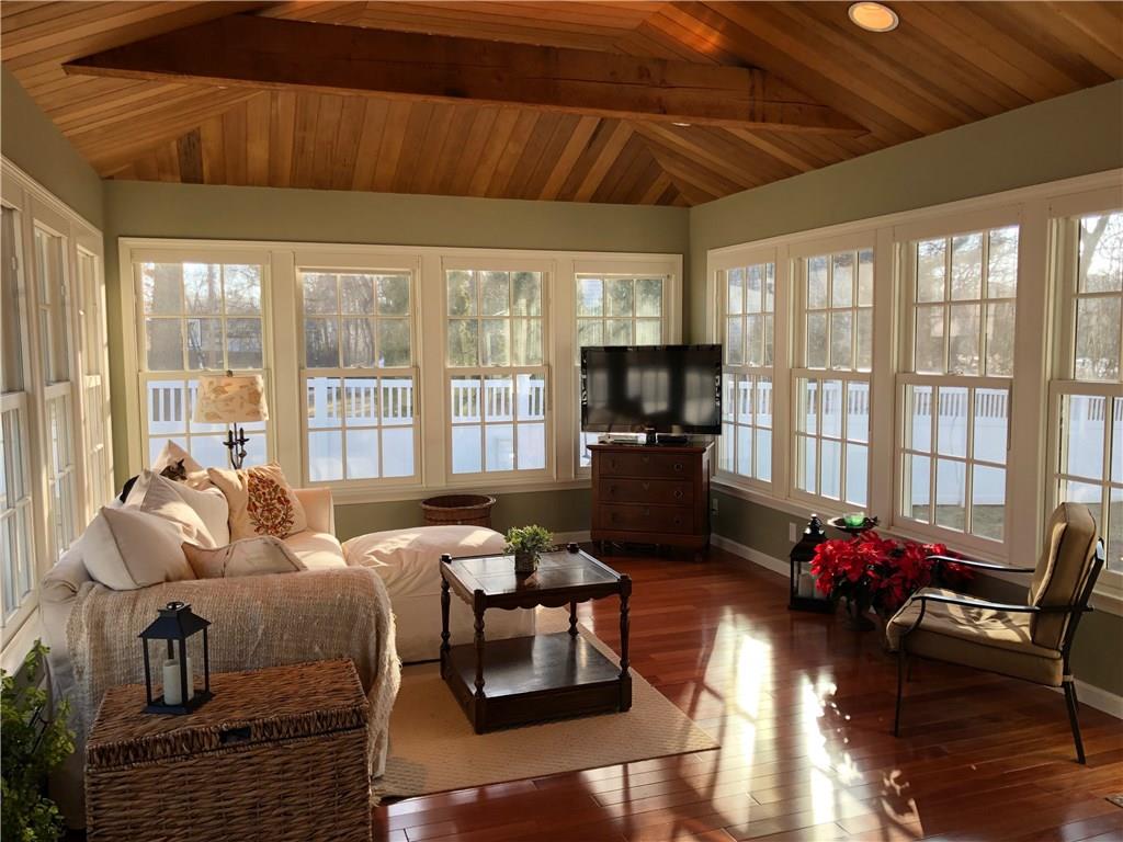 190 Spring Grove Avenue Warwick, RI 02889 - Photo 25 of 39 Gallery Image 25